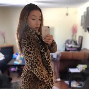 Meet your Posher, Janisa